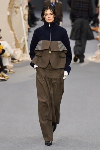 Look 38
